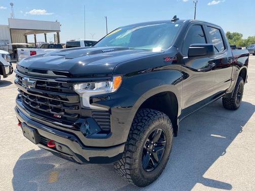 Black 2025 Chevrolet Silverado 1500 LT Trail Boss