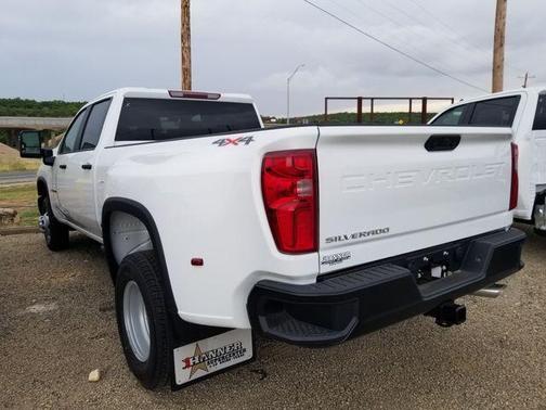 Summit White 2026 Chevrolet Silverado 3500 WT