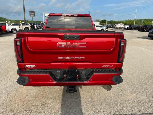 2024 GMC Sierra 2500 AT4