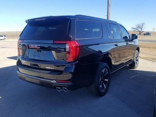 2026 GMC Yukon XL AT4