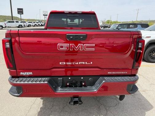 2024 GMC Sierra 2500 Denali