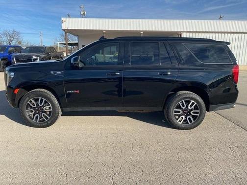 2024 GMC Yukon AT4
