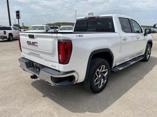 White Frost Tri-Coat 2023 GMC Sierra 1500 SLT