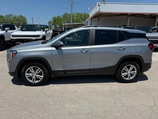 2023 GMC Terrain SLE