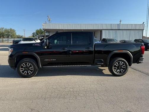 2022 GMC Sierra 2500 AT4