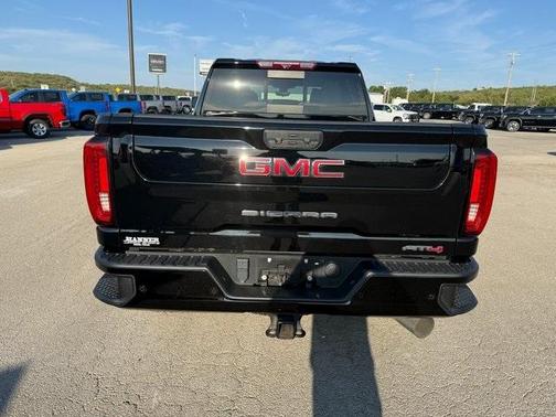 2022 GMC Sierra 2500 AT4