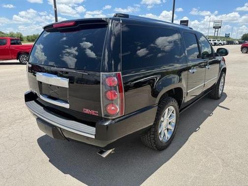 2011 GMC Yukon XL 1500 Denali