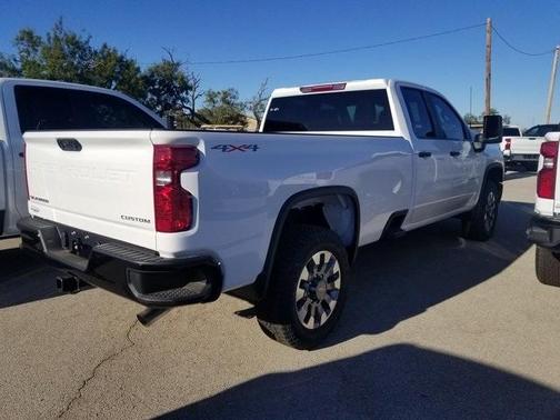 2026 Chevrolet Silverado 2500 Custom