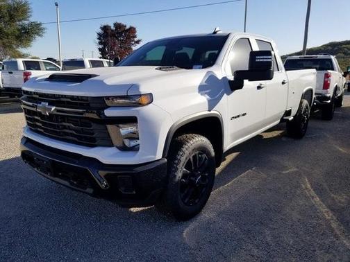 2026 Chevrolet Silverado 2500 Custom