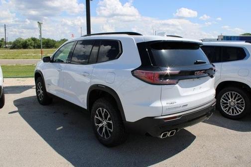 2025 GMC Acadia AT4