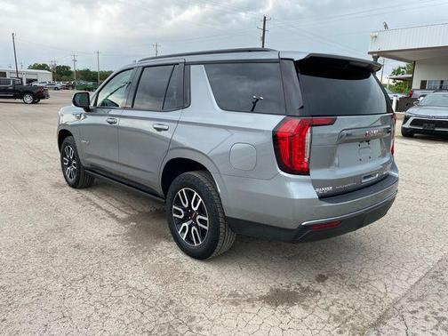 Sterling 2023 GMC Yukon AT4