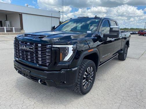 Onyx Black 2025 GMC Sierra 2500 Denali Ultimate