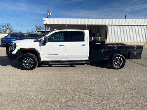 2024 GMC Sierra 3500 SLT