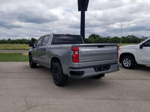 Sterling Gray Metallic 2026 Chevrolet Silverado 1500 Custom