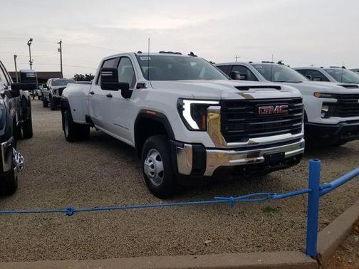 Summit White 2026 GMC Sierra 3500 Pro