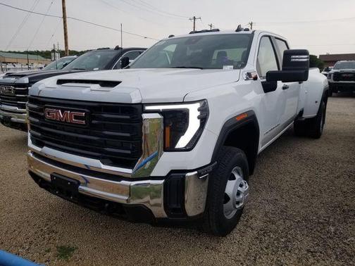 Summit White 2026 GMC Sierra 3500 Pro