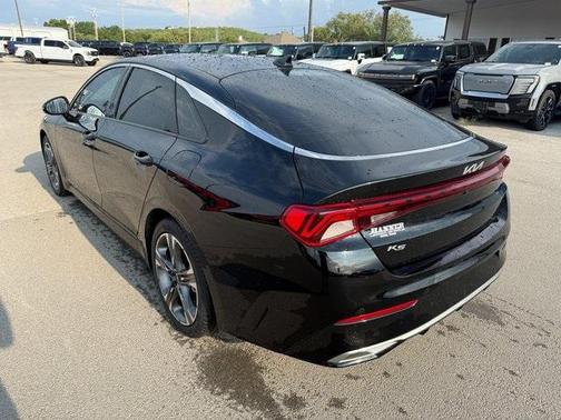 2022 Kia K5 EX