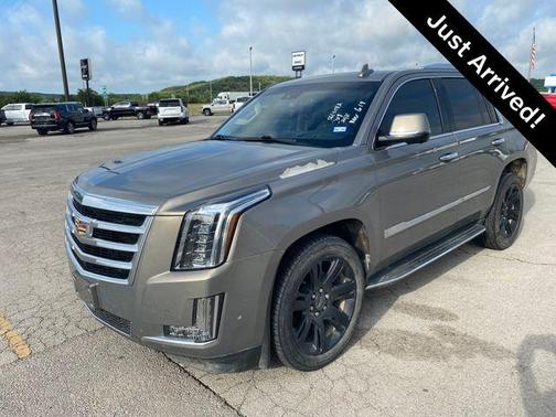 Bronze Dune Metallic 2019 Cadillac Escalade Luxury