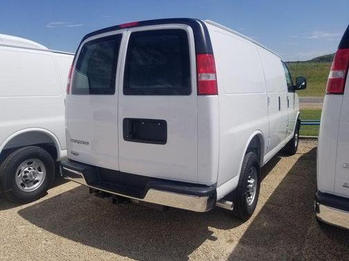 Summit White 2026 Chevrolet Express 2500 Work Van