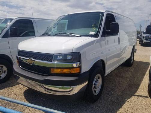 Summit White 2026 Chevrolet Express 2500 Work Van