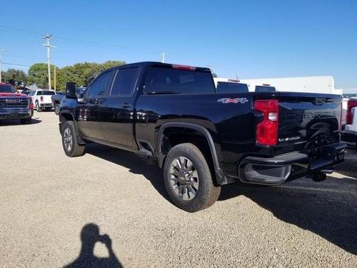 2026 Chevrolet Silverado 2500 Custom
