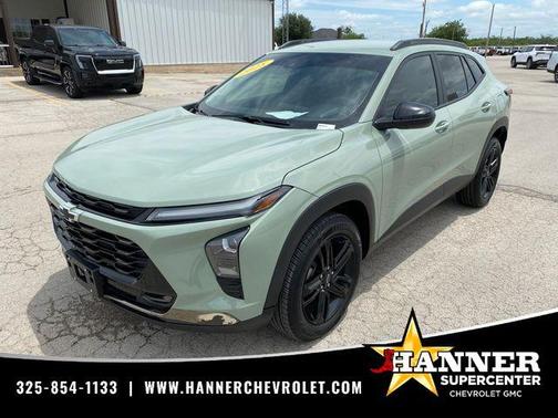 Green 2025 Chevrolet Trax ACTIV