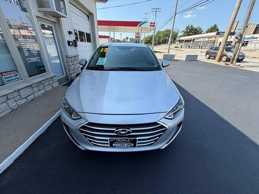 Shale Gray Metallic 2017 Hyundai ELANTRA SE 2.0L Auto (Alabama) *Ltd Avail*