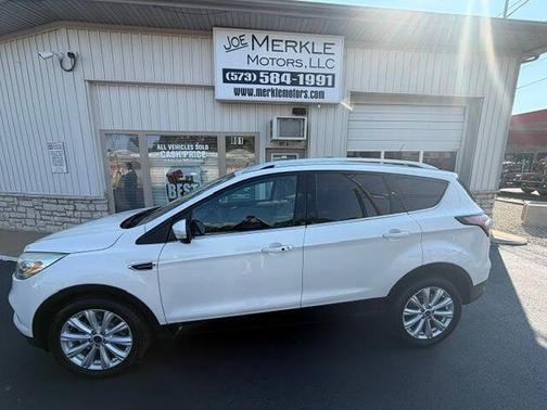 White Platinum Metallic Tri-Coat 2017 Ford Escape Titanium 4WD