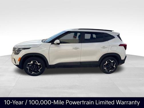 Snow White Pearl 2025 Kia Seltos EX