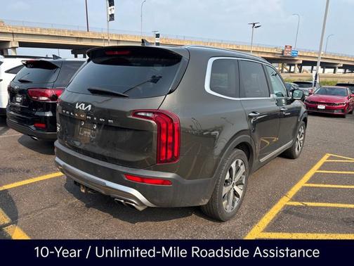 2022 Kia Telluride S