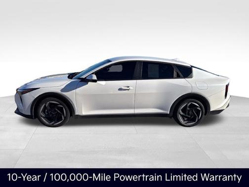 Snow White Pearl 2025 Kia K4 EX