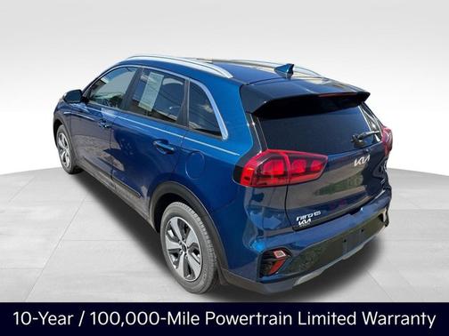 Deep Cerulean 2022 Kia Niro LX
