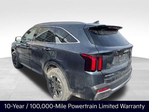 2024 Kia Sorento S