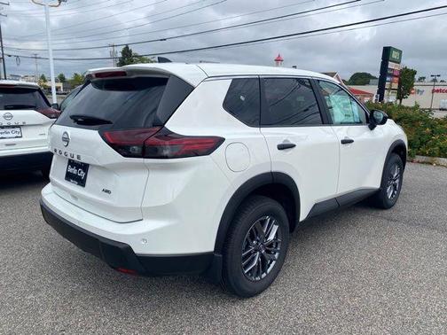 2026 Nissan Rogue S