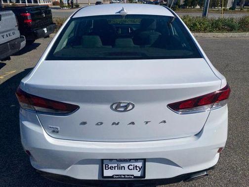 2018 Hyundai SONATA SE