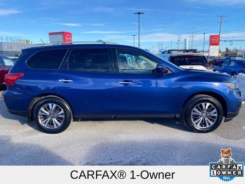 2017 Nissan Pathfinder S