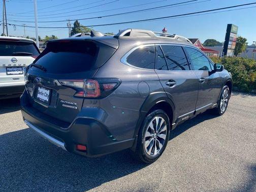 2024 Subaru Outback Touring XT