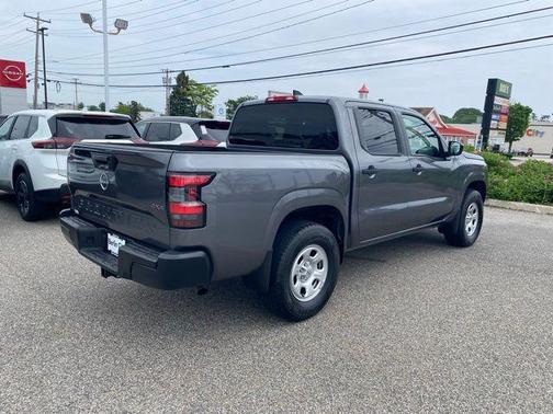 2023 Nissan Frontier S