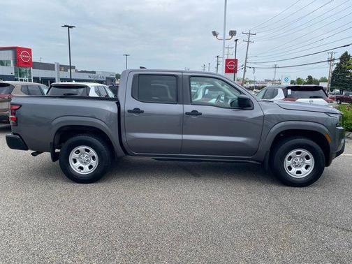 2023 Nissan Frontier S