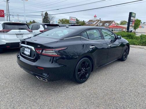 2023 Nissan Maxima SV Xtronic CVT