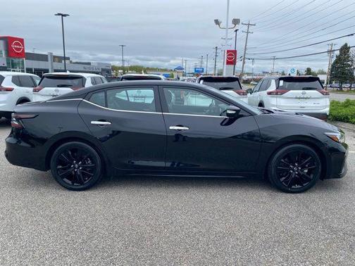 2023 Nissan Maxima SV Xtronic CVT