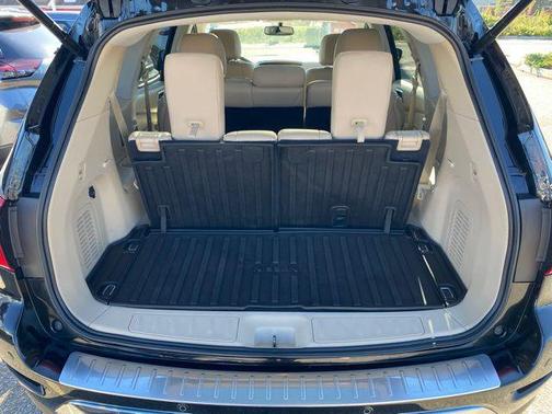 2018 Nissan Pathfinder Platinum