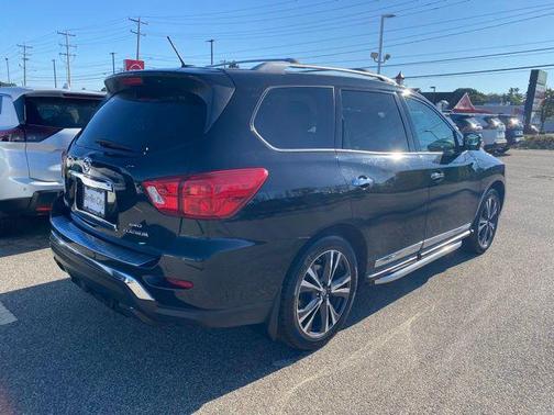 2018 Nissan Pathfinder Platinum