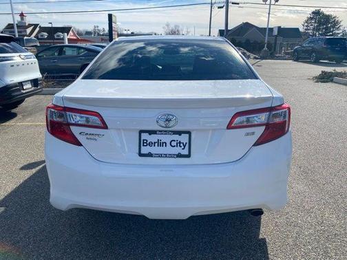 2013 Toyota Camry SE