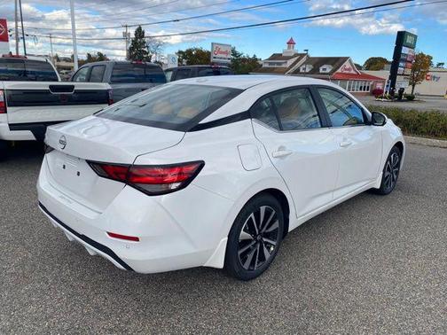 2025 Nissan Sentra SV