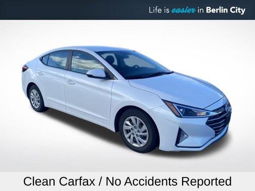 2019 Hyundai ELANTRA SE