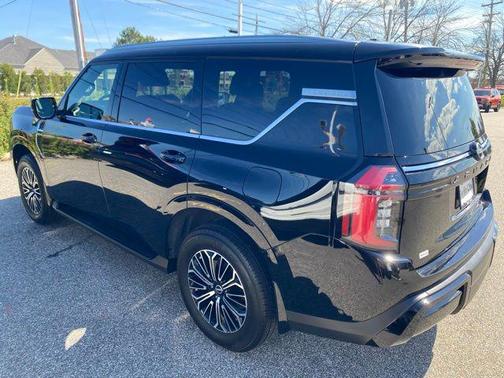 2025 Nissan Armada SL 4WD