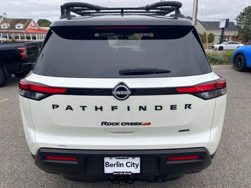 2023 Nissan Pathfinder Rock Creek 4WD