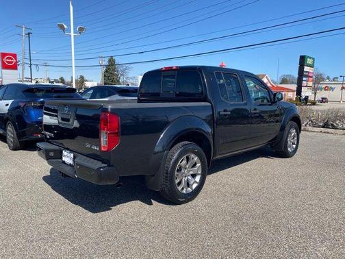 2021 Nissan Frontier SV