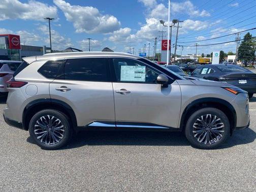 Champagne Silver Metallic 2026 Nissan Rogue Platinum